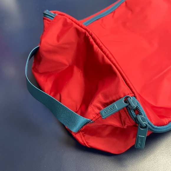 New Away x Serena Williams The Shoe Cube - Picture 8 of 8